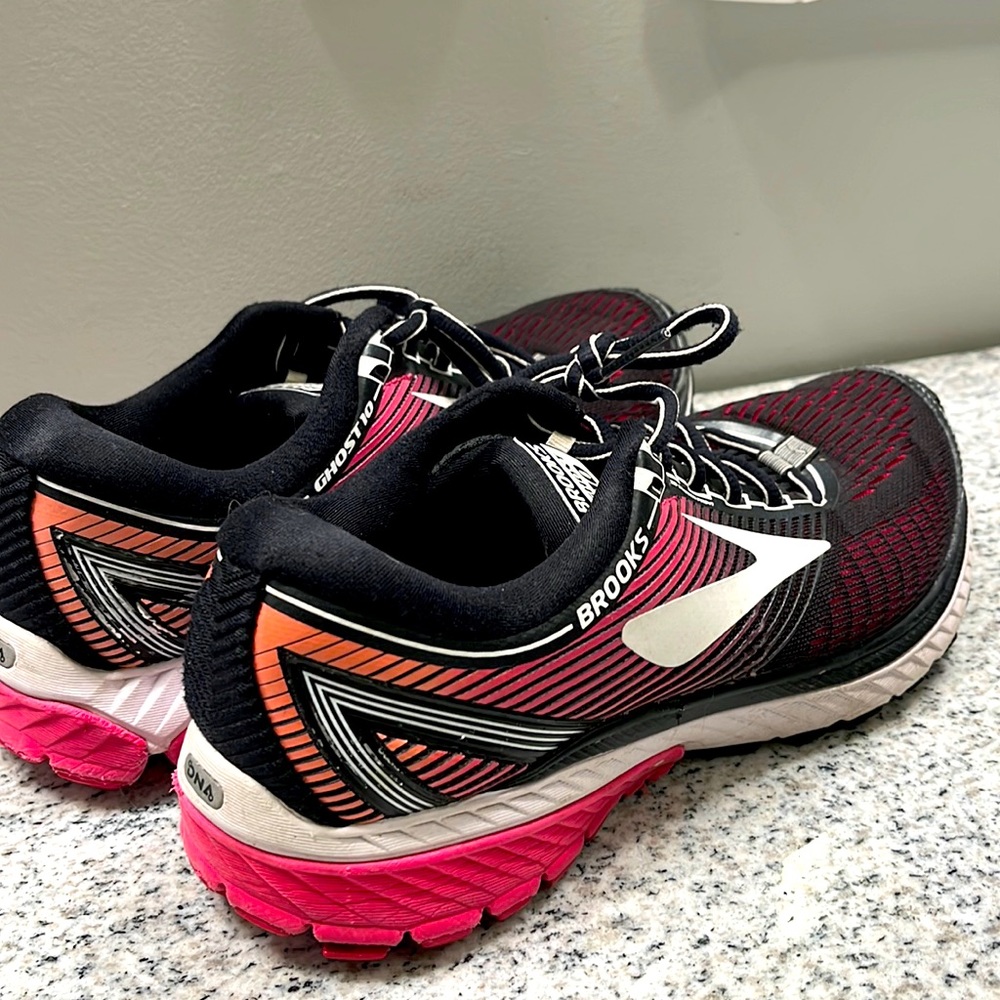 dsw brooks ghost 10